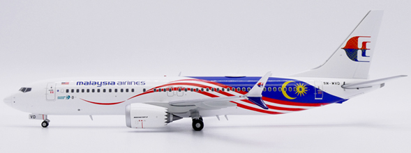 Boeing 737 MAX 8 Malaysia Airlines 9V-MVD  LH2455
