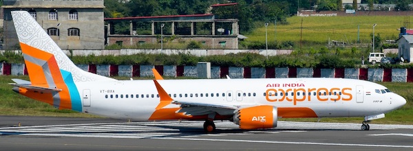 Boeing 737 MAX 8 Air India Express VT-BXA  LH2462