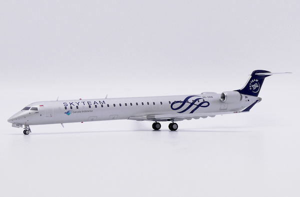 Canadair CRJ1000ER Garuda Indonesia "Skyteam" PK-GRA LH2511