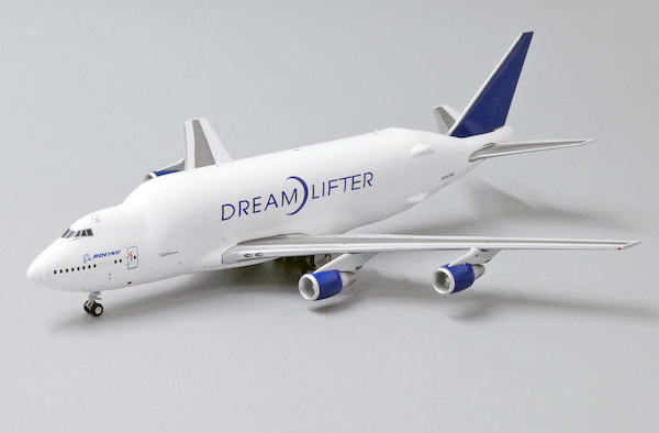 Boeing 747-400LCF Boeing