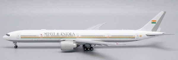 Boeing 777-300ER Government of India VT-ALV LH4186