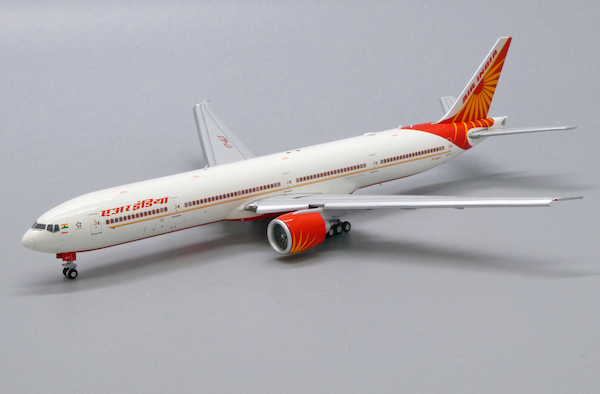 Boeing 777-300ER Air India VT-ALX Flap Down  LH4191A