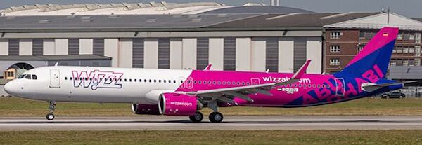 Airbus A321neo Wizz Air Abu Dhabi Airbus A6-WZB With Antenna LH4193