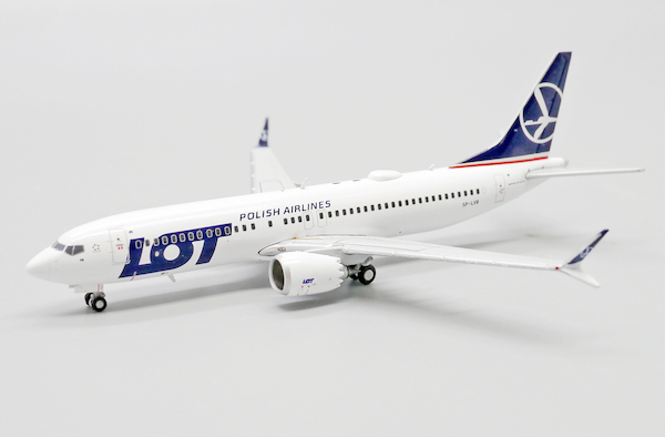 Boeing 737 MAX 8 LOT Polish Airlines SP-LVB LH4201
