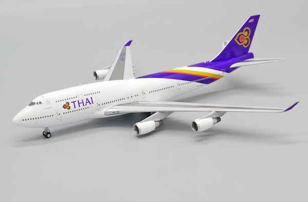 Boeing 747-400 Thai Airways HS-TGG LH4215