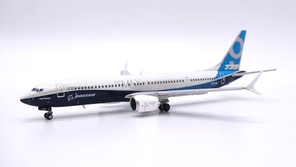 Boeing 737 MAX 9 Boeing House Color N7379E  LH4291