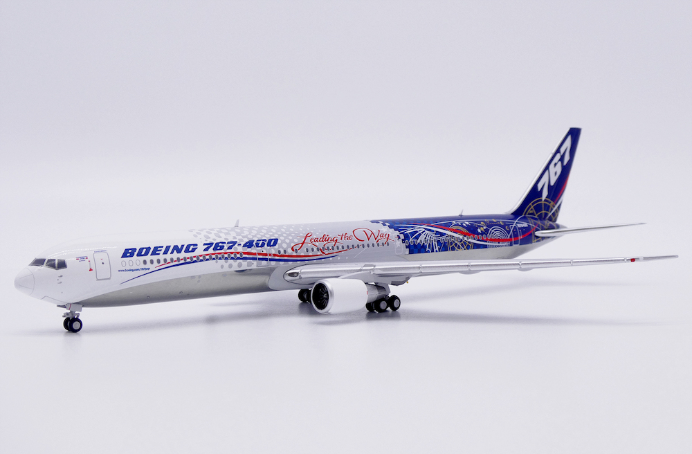 JC Wings LH4369 Boeing 767-400ER Boeing Company House Color 