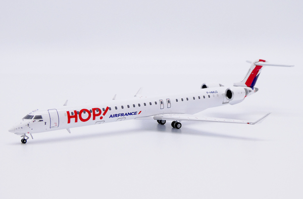 CRJ1000EL HOP! / Air France F-HMLO  LH4405