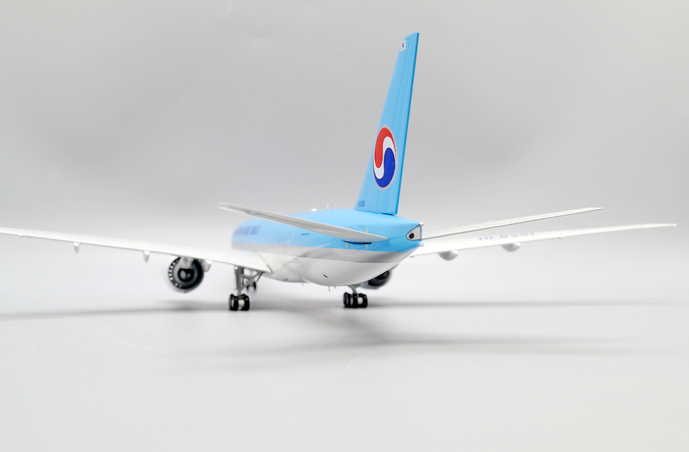 JC Wings SA2004 Boeing 777F Korean Air Cargo HL8251