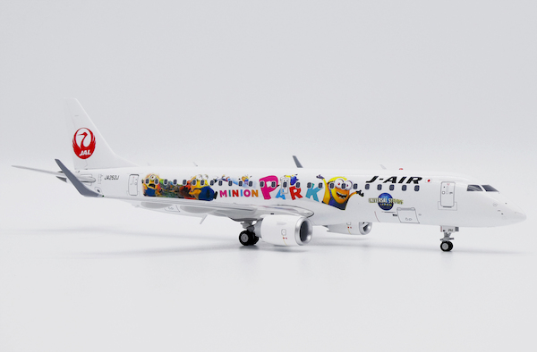 Embraer ERJ190-100STD J-Air "Minion Park" JA252J SA2010