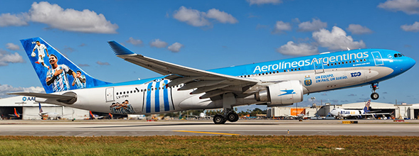 Airbus A330-200 Aerolíneas Argentinas "Argentina Football Livery" LV-FVH SA2036