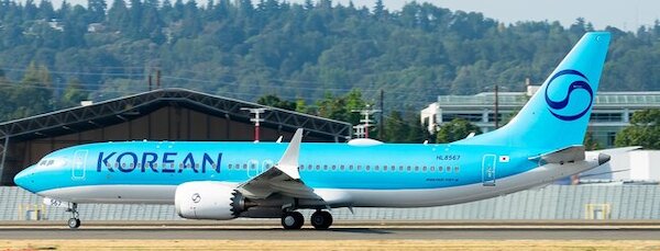 Boeing 737 MAX 8 Korean Air HL8567  SA2112