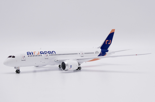 Boeing 787-8 Dreamliner Air Japan JA803A  SA4042