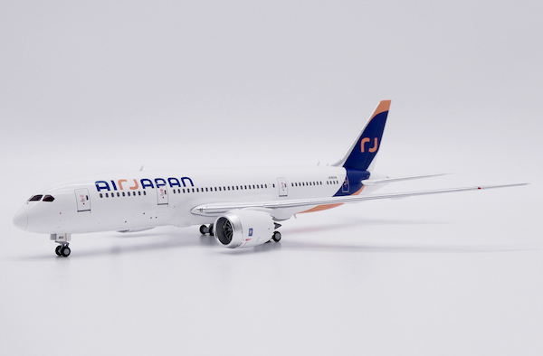 Boeing 787-8 Dreamliner Air Japan JA801A SA4046