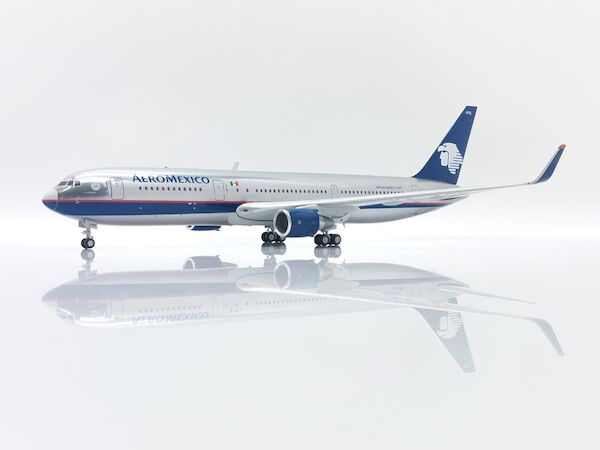 Boeing 767-300ER Aeromexico XA-APB Polished XX20149