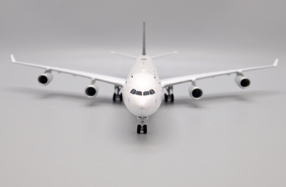 JC Wings XX20151 Airbus A340-300 Lufthansa 