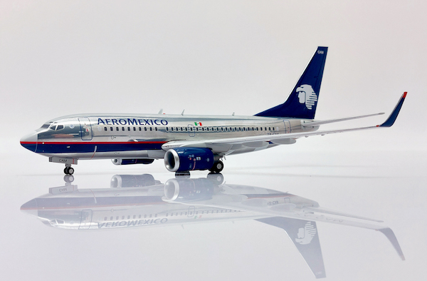 Boeing 737-700 Aeromexico XA-CAM Polished XX20189