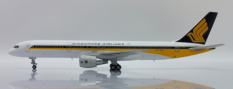 Boeing 757-200 Singapore Airlines 9V-SGN  XX20224