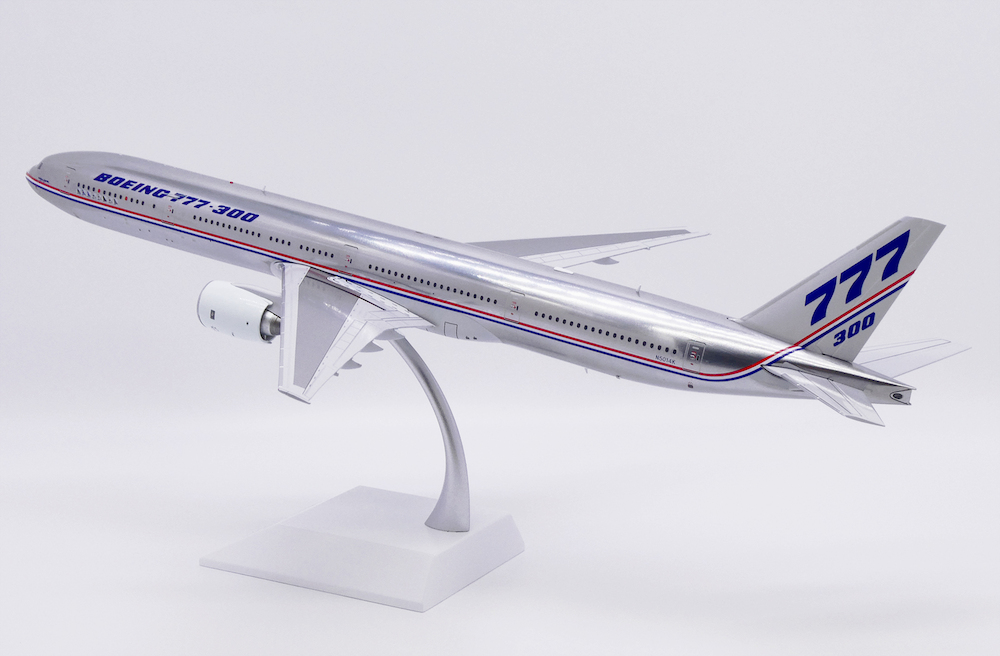 JC Wings XX20456 Boeing 777-300 House Color 