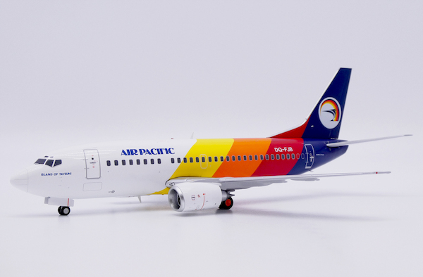 Boeing 737-500 Air Pacific DQ-FJB XX20494