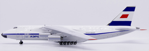 Antonov AN-124 Aeroflot "Blue Stripes" CCCP-82021 XX20699