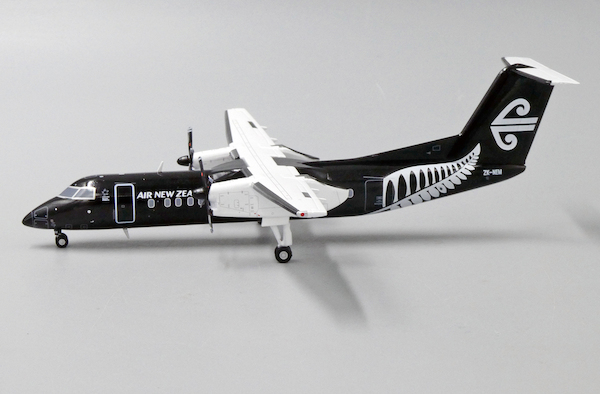 Bombardier Dash 8-Q300 Air New Zealand "All Blacks" ZK-NEM XX2272