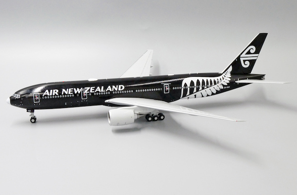 Boeing 777-200ER Air New Zealand "All Blacks with White Nose" ZK-OKH  XX2280