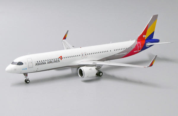 Airbus A321neo Asiana Airlines HL8371 XX2325