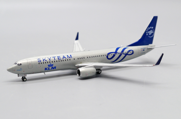 Boeing 737-900 KLM Skyteam PH-BXO XX40003
