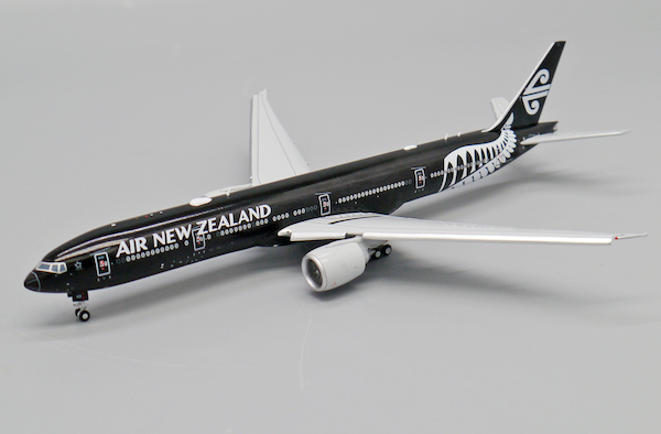 Boeing 777-300ER Air New Zealand "All Blacks" ZK-OKQ Flaps Down  XX40006A