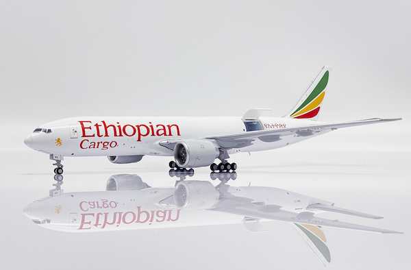 Boeing 777-200F Ethiopian Cargo "Interactive Series" ET-AWE  XX40085C