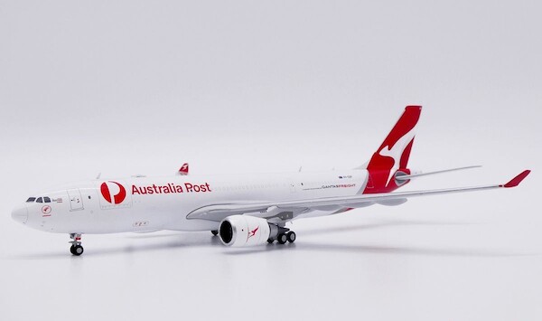 Airbus A330-200P2F Qantas Freight VH-EBF XX40194