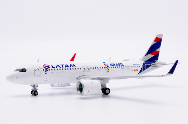 Airbus A320neo LATAM "Brazil Voando" PR-XBP  XX40212