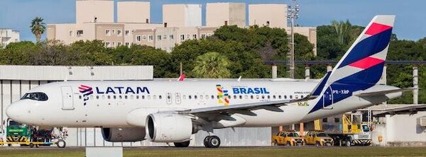 Airbus A320neo LATAM "Brazil Voando" PR-XBP XX40212