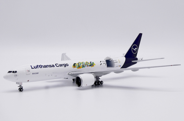 Boeing 777F Lufthansa Cargo "cargohumancare.com" D-ALFI Interactive Series  XX40227C