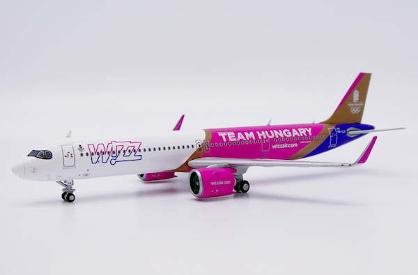 Airbus A321neo Wizz Air "Team Hungary" HA-LGI  XX40259