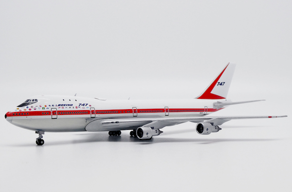 Boeing 747-100 Boeing House Color "First Prototype" N7470 Polished With GSE set XX40264