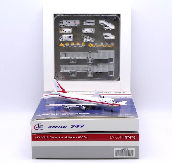 Boeing 747-100 House Color First Prototype "Museum Version" N7470 with GSE set XX40278