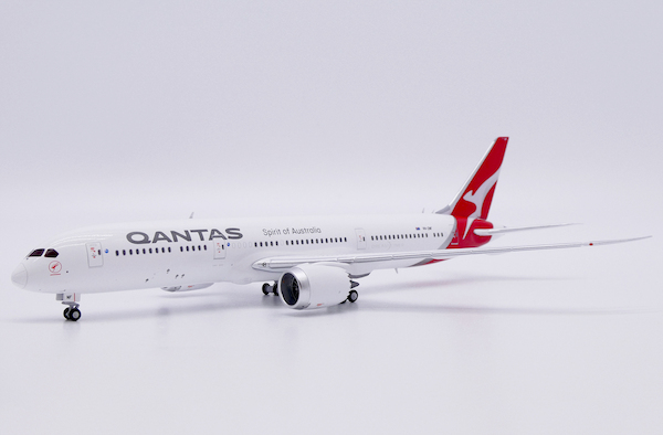 Boeing 787-9 Dreamliner Qantas VH-ZNF  XX40367