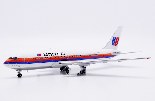 Boeing 767-200 United Airlines "Saul Bass" N607UA XX40495