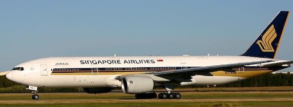 Boeing 777-200ER Singapore Airlines "Jubilee" 9V-SRN  XX40617