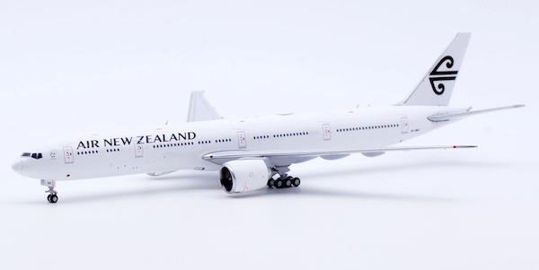 JC Wings XX40646 Boeing 777-300ER Air New Zealand 