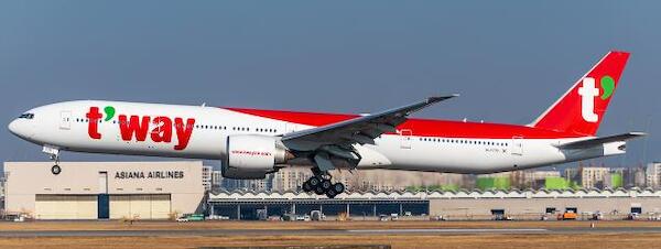 Boeing 777-300ER T'Way Air HL8706  XX40667
