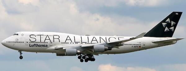Boeing 747-400 Lufthansa "Star Alliance" D-ABTH XX40670