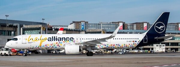 Airbus A321neo Lufthansa "Help Alliance" D-AIEP XX40686