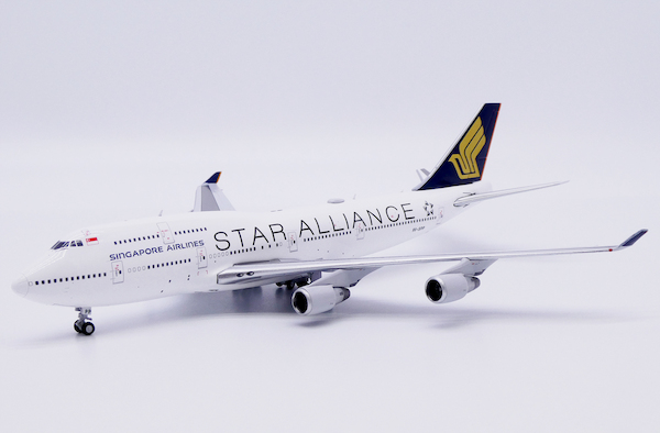 Boeing 747-400 Singapore Airlines "Star Alliance" 9V-SPP  XX40701