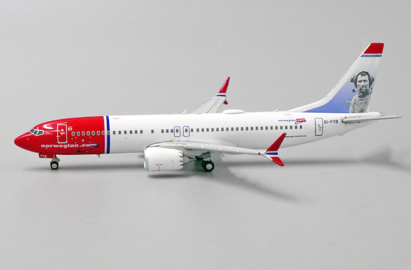 Boeing 737 MAX 8 Norwegian "Tom Crean" EI-FYB XX4152