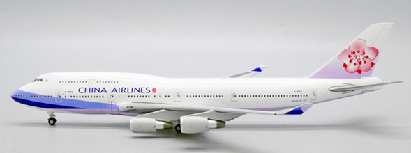 Boeing 747-400 China Airlines B-18212 Flaps Down XX4475A