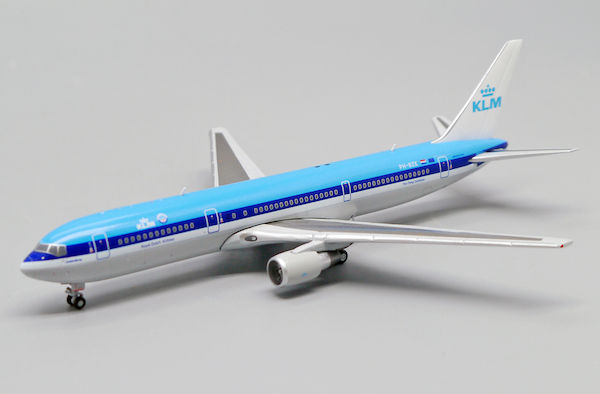 Boeing 767-300ER KLM PH-BZK XX4992