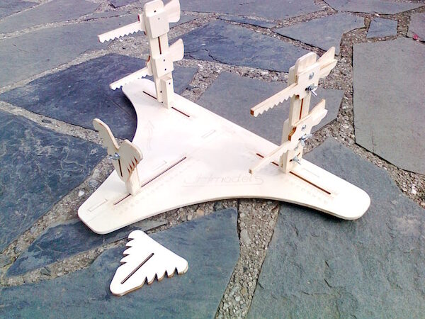 Wooden stand for bi-planes building/transport - IDEAL for WingNut Wing kits!!!!! jhm3202